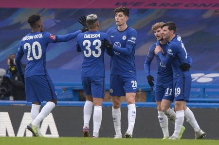 DV9：不满意平局，我们踢得比葡体更好；留队？我专注于现在