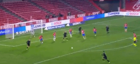 3-2！石川祐希9分+二连胜詹内利绝杀尼科洛夫21分难救主